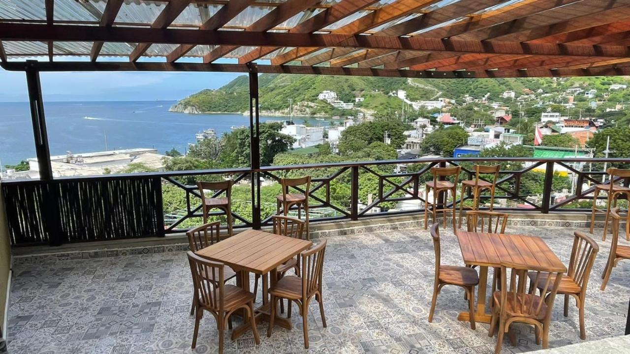 Hotel Paraiso *